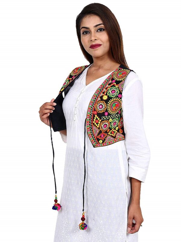 Short Kutchi Jacket - Craft Trade 1