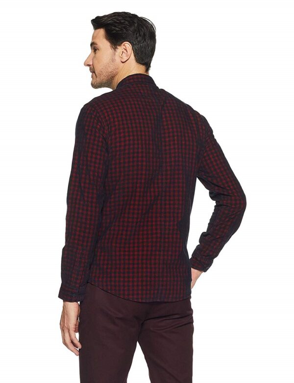 Checkered Slim Fit Casual Shirt For Men - Spykar 1