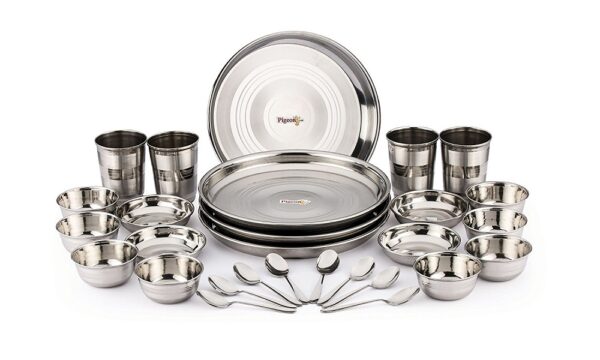 Dinnerware Set